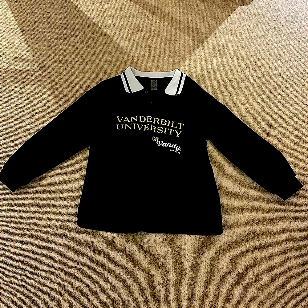 Vanderbilt preppy black sweatshirt with collar.